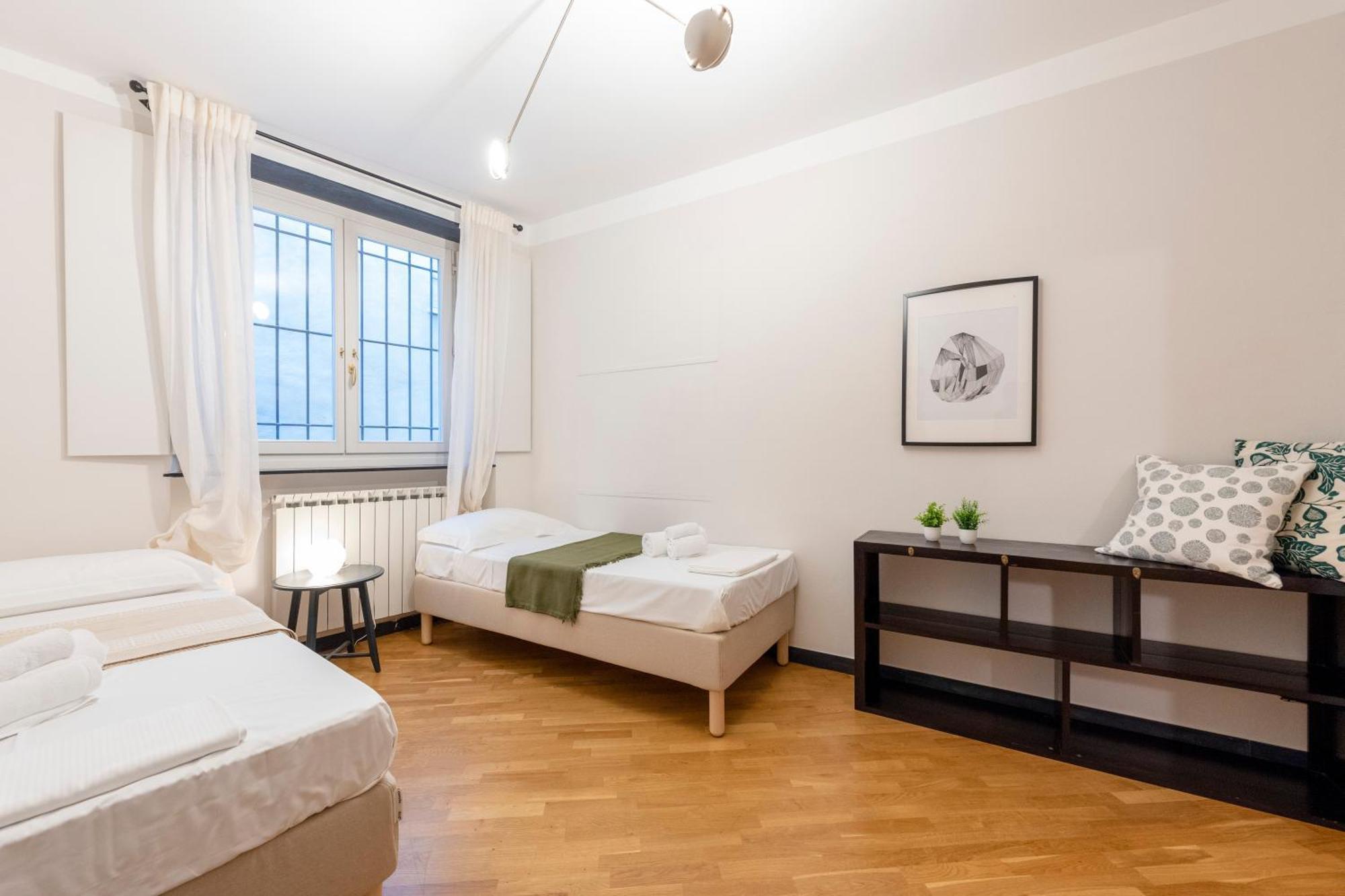 Beautiful Flat In The Historic Center - Happy Apartment Genua